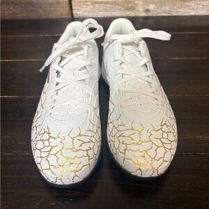 White and Gold Soccer Cleats Are The Skechers SKX 1.5 Academy FG 3.5 US